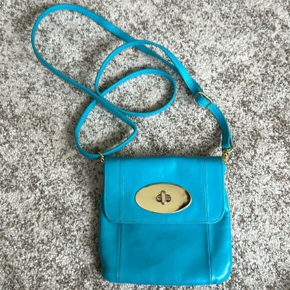 Rowallan of Scotland Handmade Aqua Blue
Leather Square Crossbody Bag - Picture 1 of 8